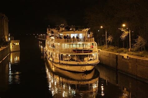 освещение на теплоходе